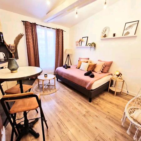 Maison Juliette Clichy Eksteriør bilde