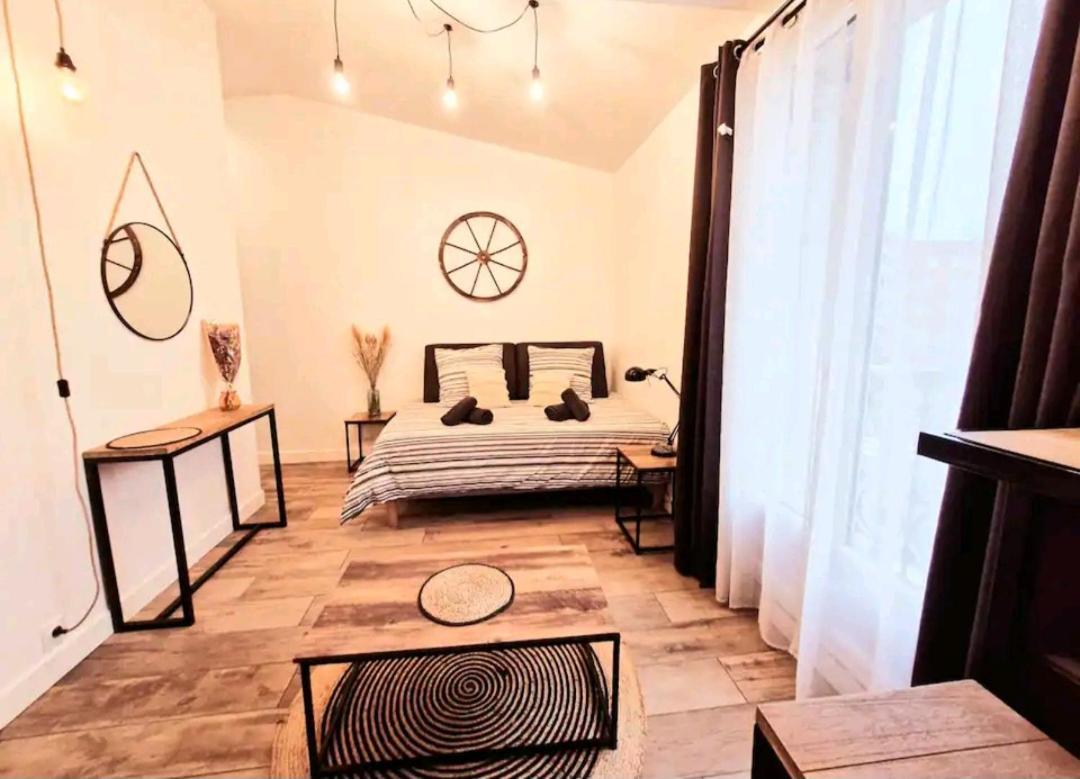 Maison Juliette Clichy Eksteriør bilde